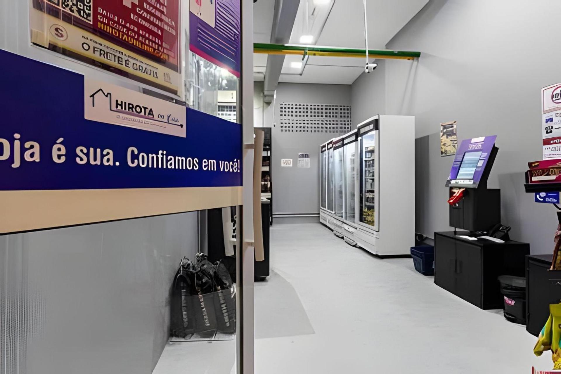 Com Piscina No Bras - 2 Min A Pe Do Metro