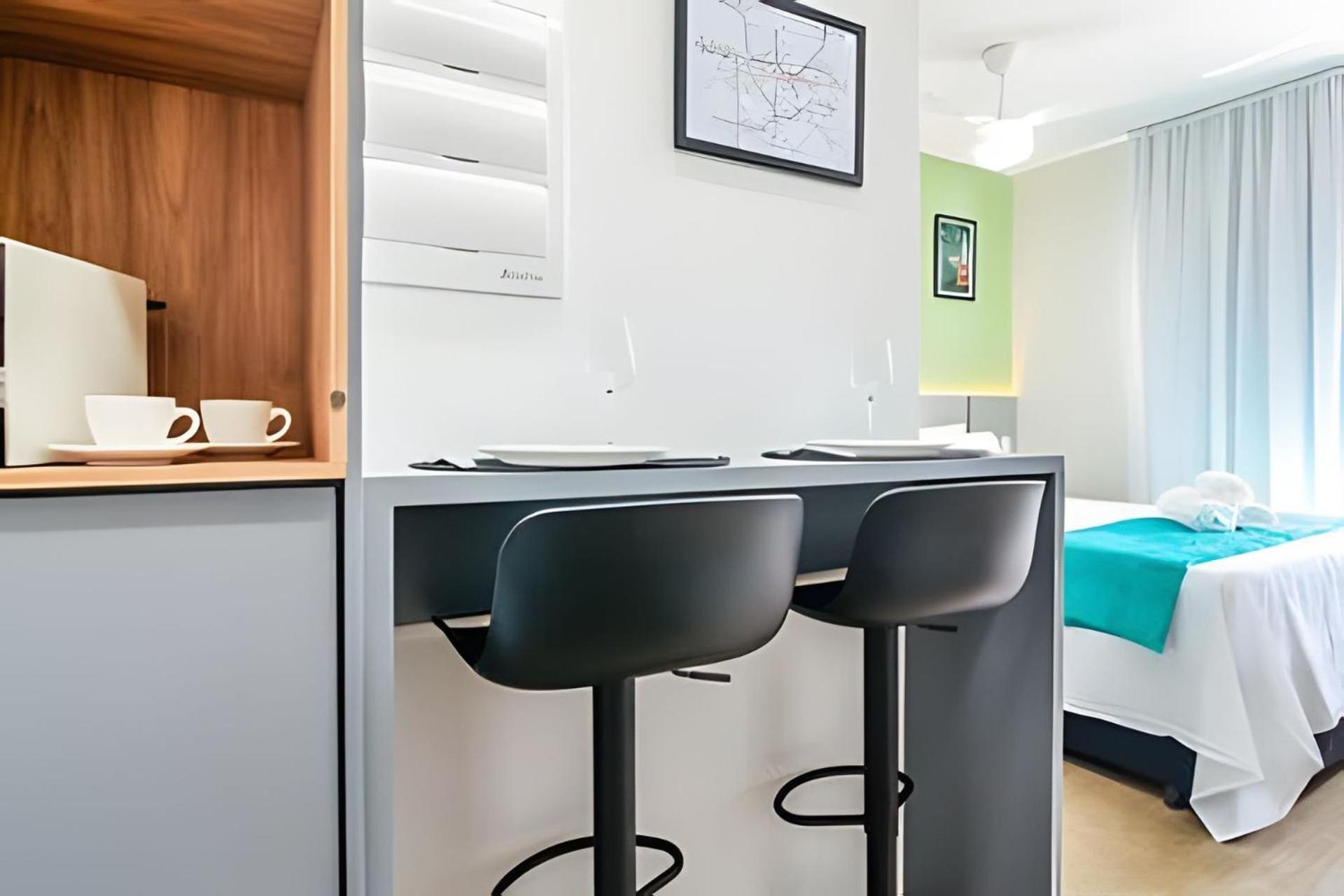 Com Piscina No Bras - 2 Min A Pe Do Metro Apartment